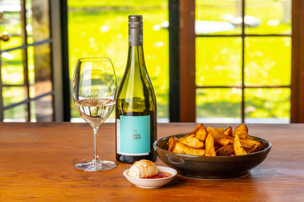 pinot gris food match with potato wedges